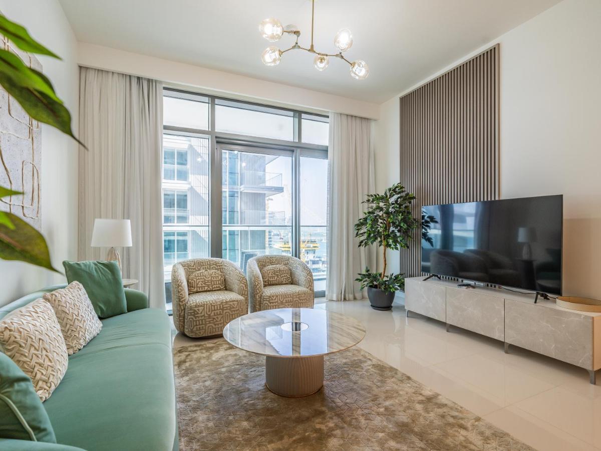 Exceptional 2br-private Access-palm Jumeirah Apartment